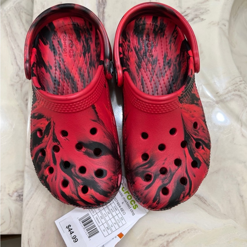 Crocs